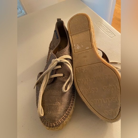 New espadrilles made is Spain, size 6 - Picture 5 of 5